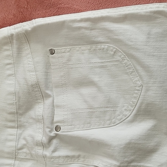 Venus White Denim Stretch Mini Zipper Accent Skirt - Size 6 - Picture 5 of 8